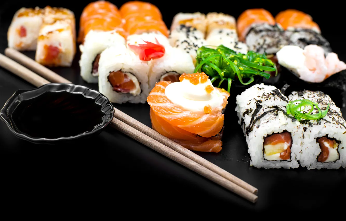 Обои rolls, sushi, суши, роллы, морепродукты, японская кухня картинки на  рабочий стол, раздел еда - скачать